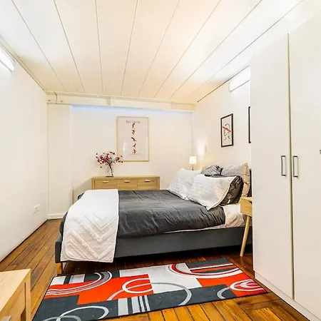 Cosy Double Room In The Heart Of K Road- Shared Apartment